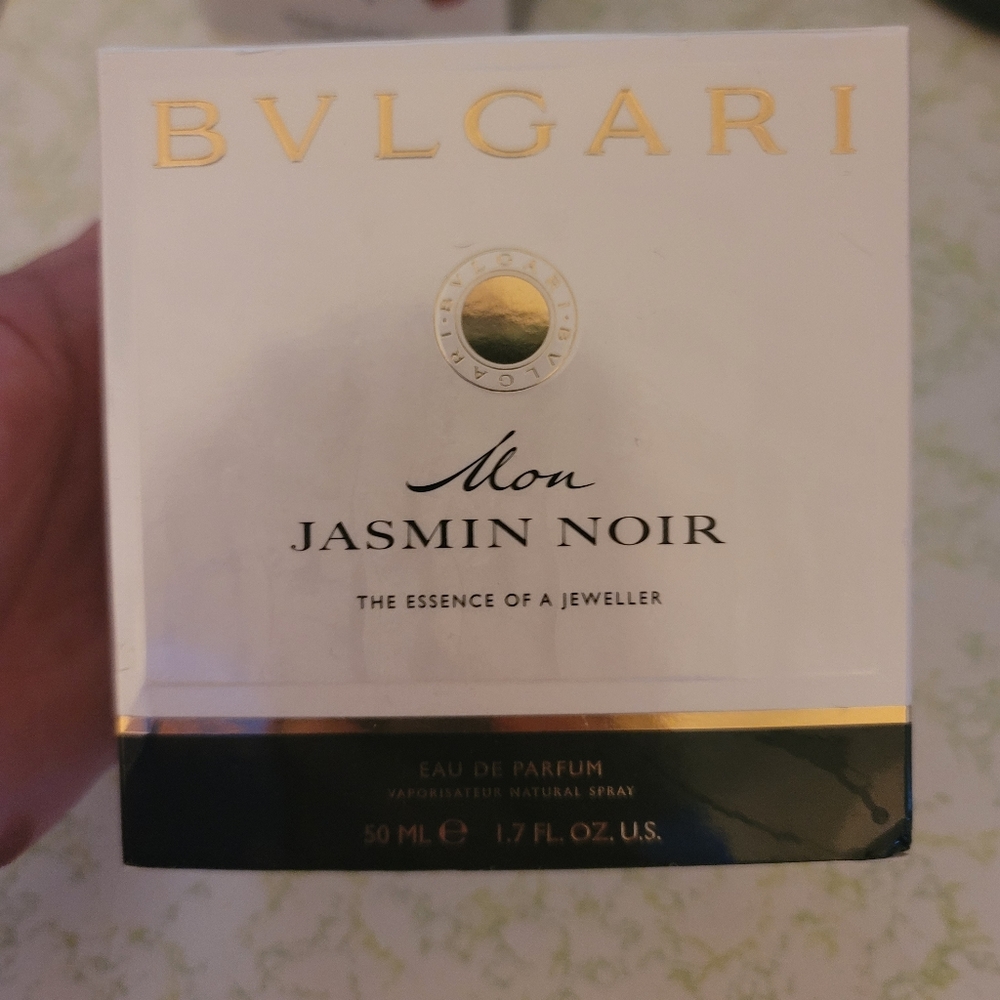 Bvlgari Mon Jasmine Noir